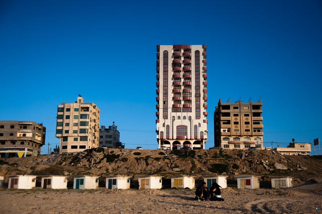 Gaza, houses overlooking the sea